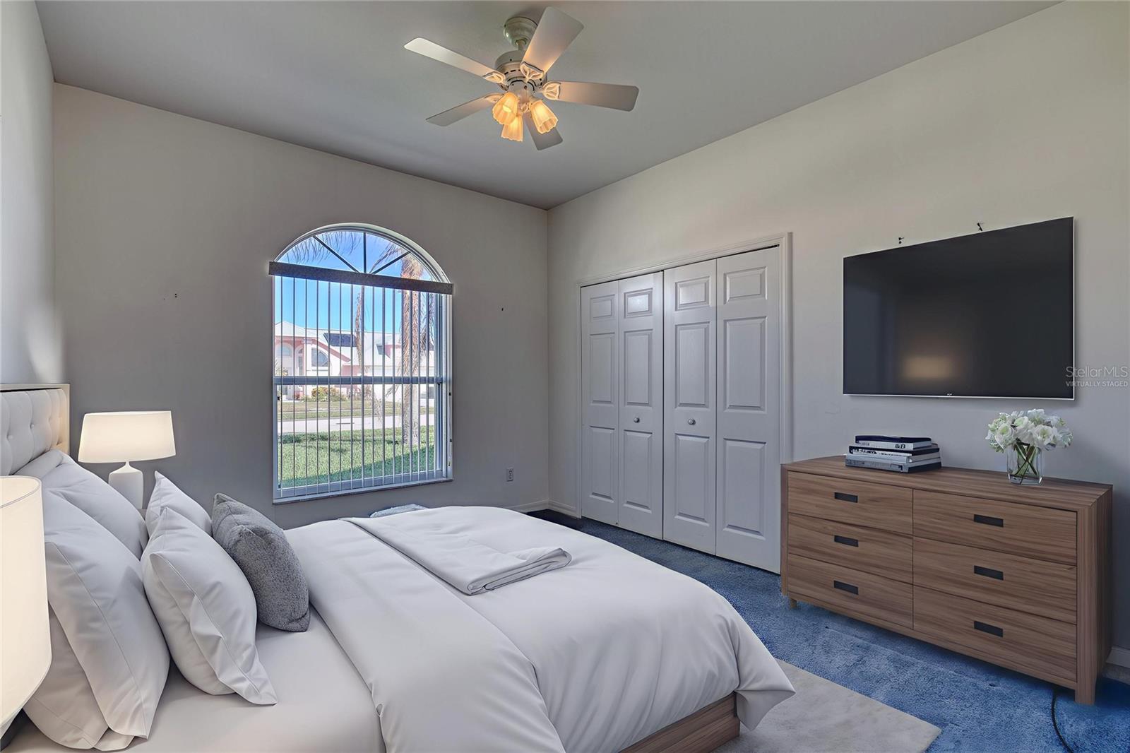 PENINSULA WINDS - Residential