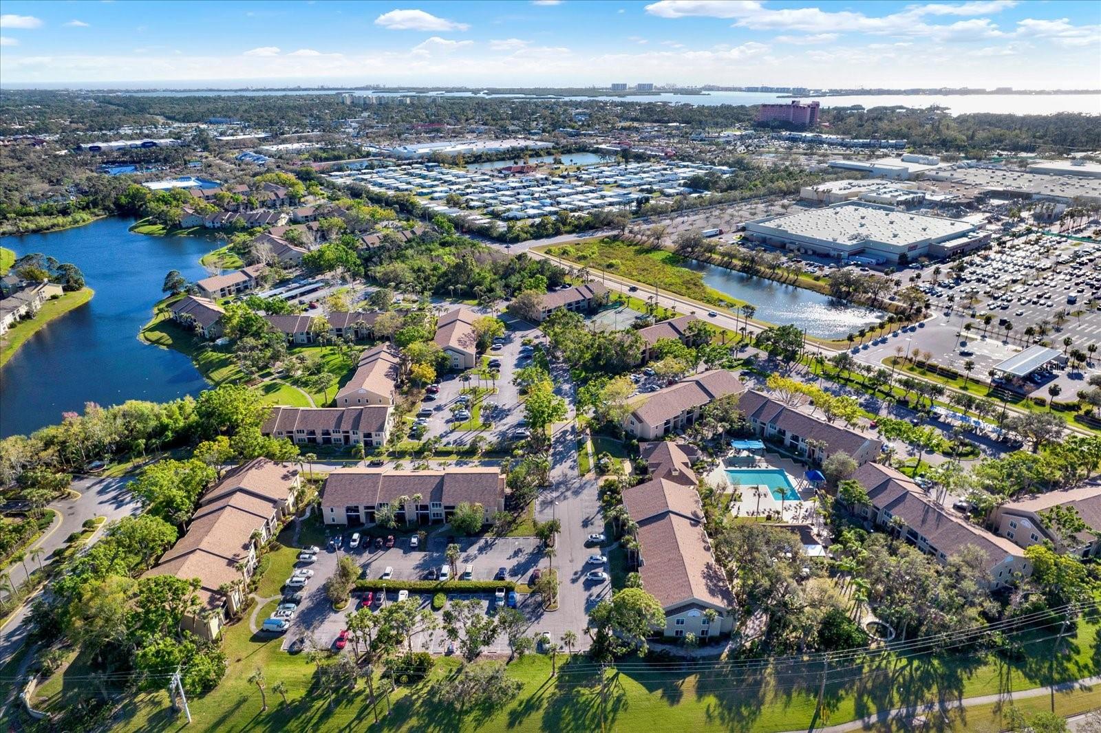 VINTAGE GRAND - Residential