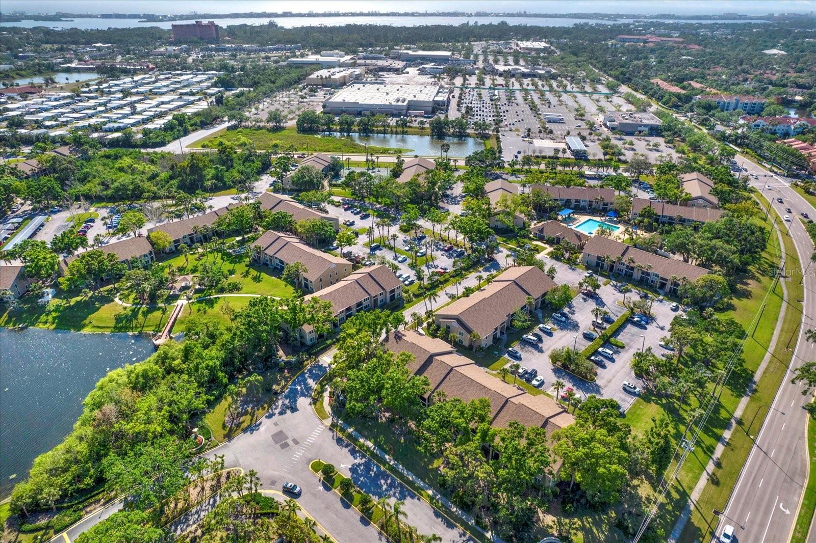 VINTAGE GRAND - Residential