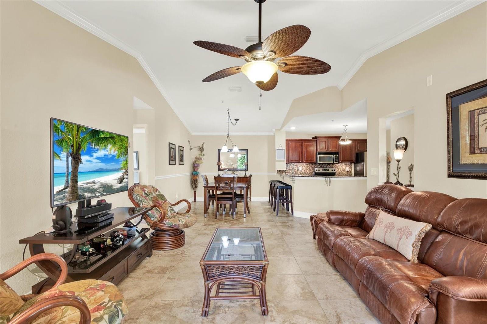 VINTAGE GRAND - Residential