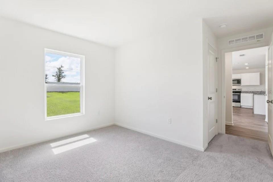 HILLVIEW - Residential Lease