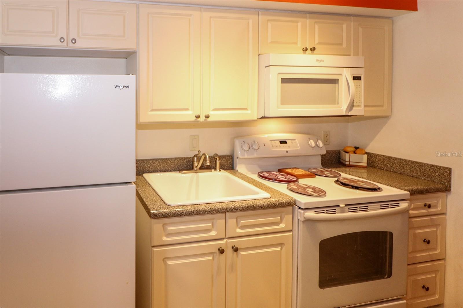 22302 VICK STREET 220, PORT CHARLOTTE, FL, 33980 3 22302 VICK STREET 220