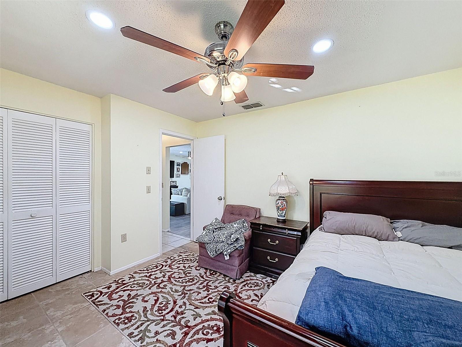 TIMBER OAKS - Residential