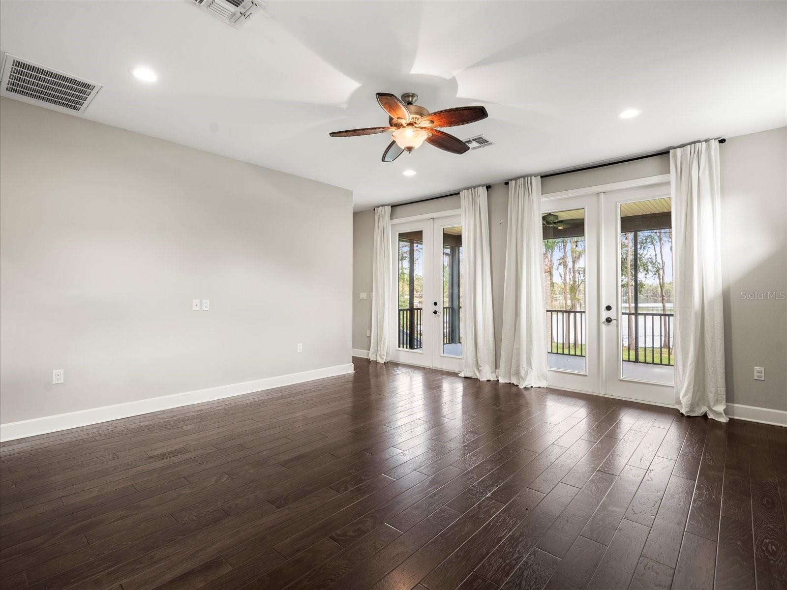 UNPLATTED - Residential