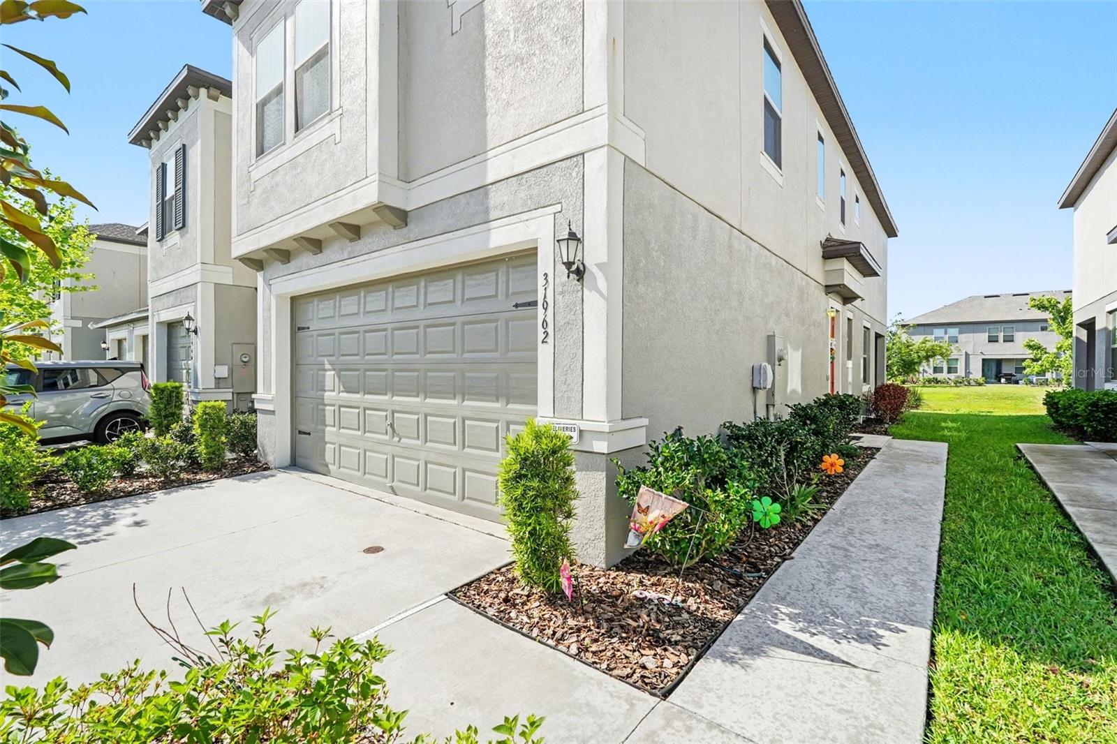 31962 BLUE PASSING LOOP