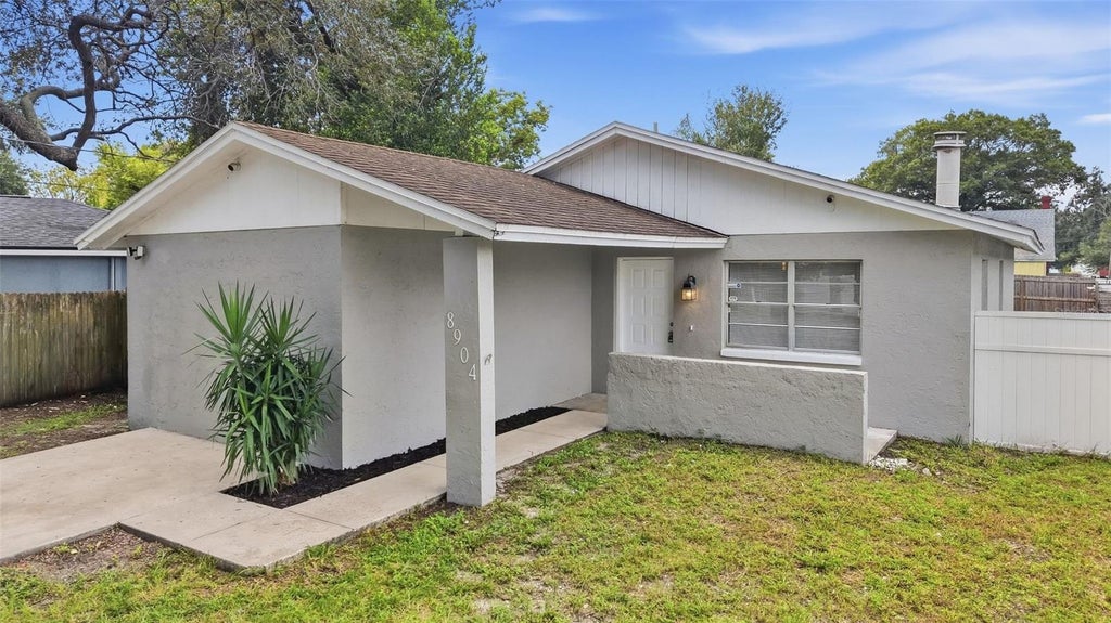 Photo of 8904 N Boulevard, Tampa, FL 33604 (MLS # TB8552032)
