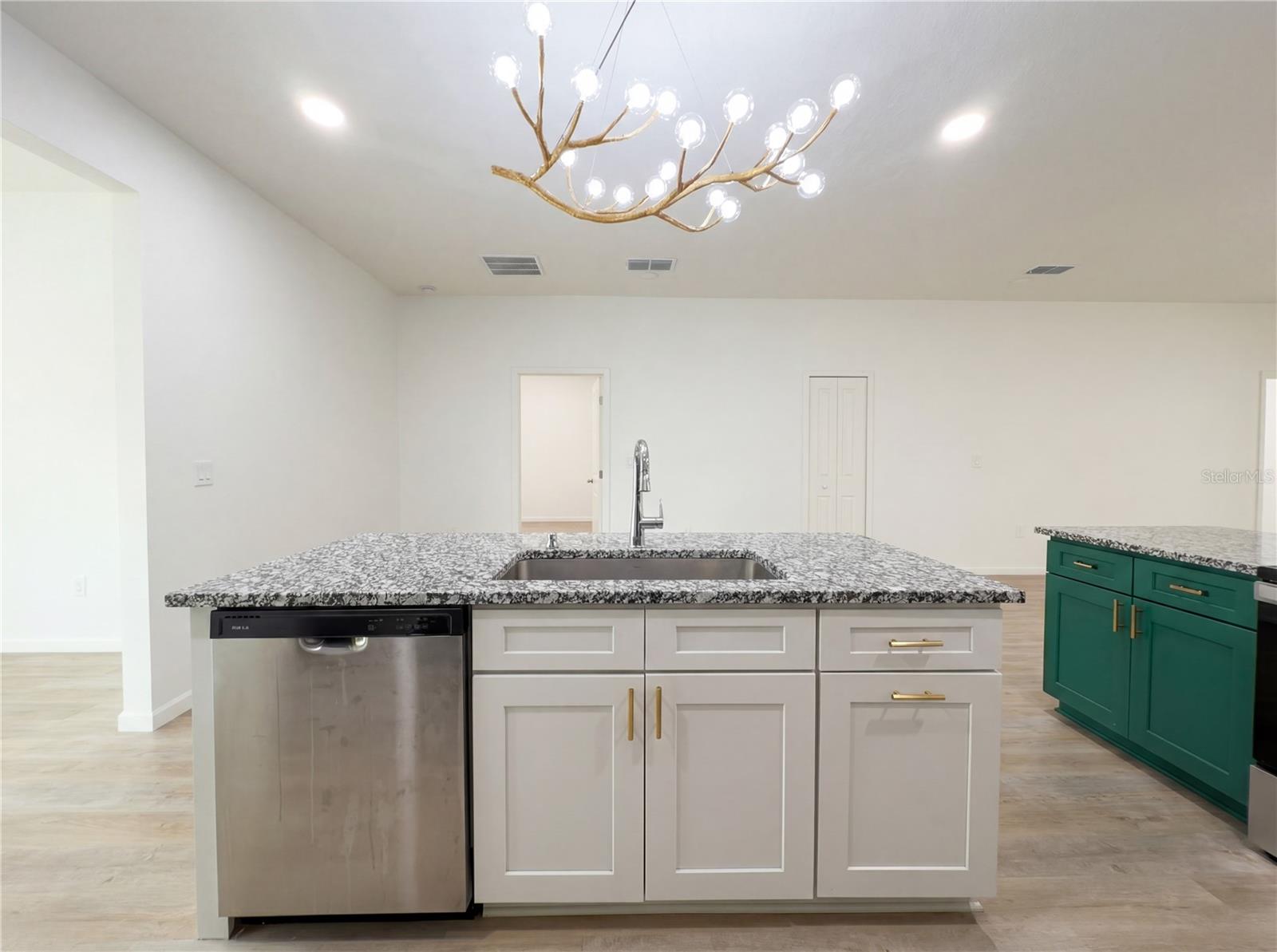 MERRITT PARK - Residential