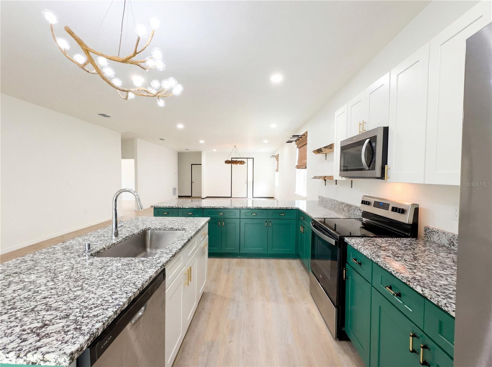 MERRITT PARK - Residential