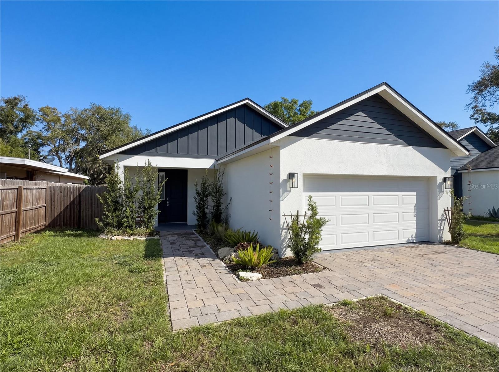 MERRITT PARK - Residential