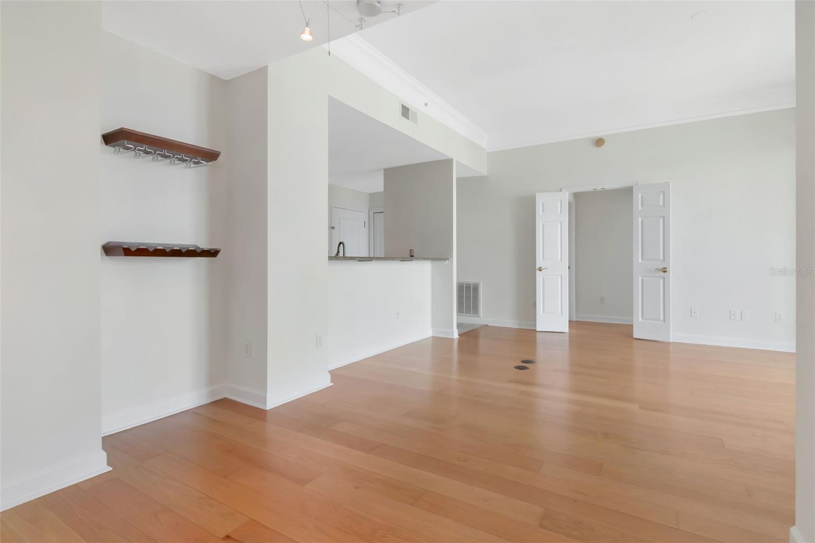 345 BAYSHORE A CONDO - Residential