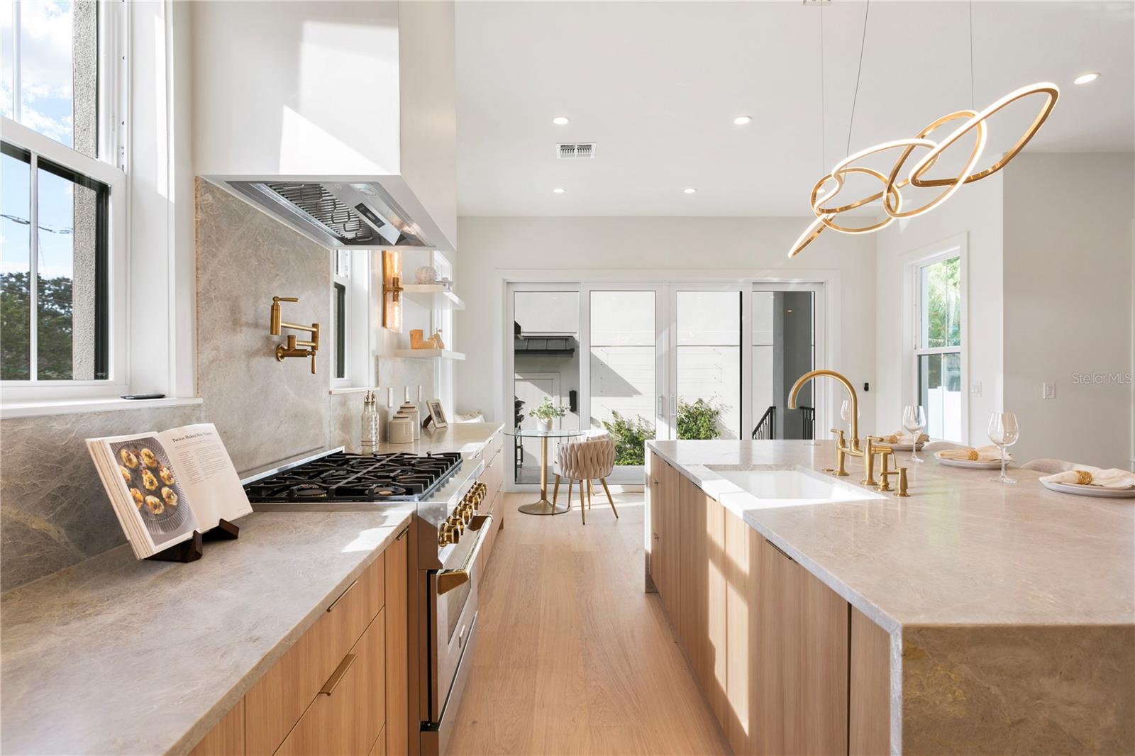 BARNARD ERASTUS A S REV SUB - Residential