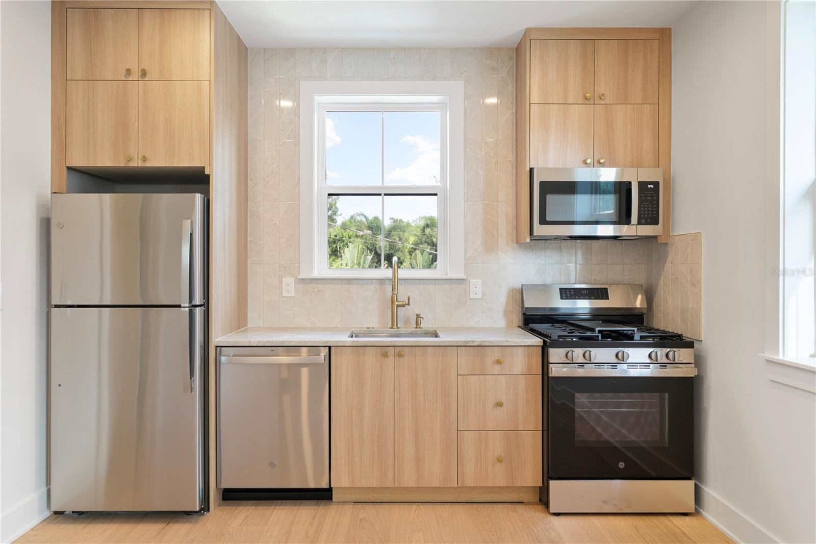 BARNARD ERASTUS A S REV SUB - Residential