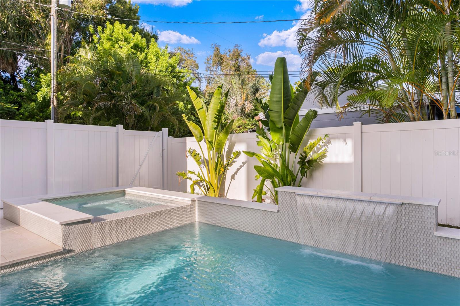 BARNARD ERASTUS A S REV SUB - Residential