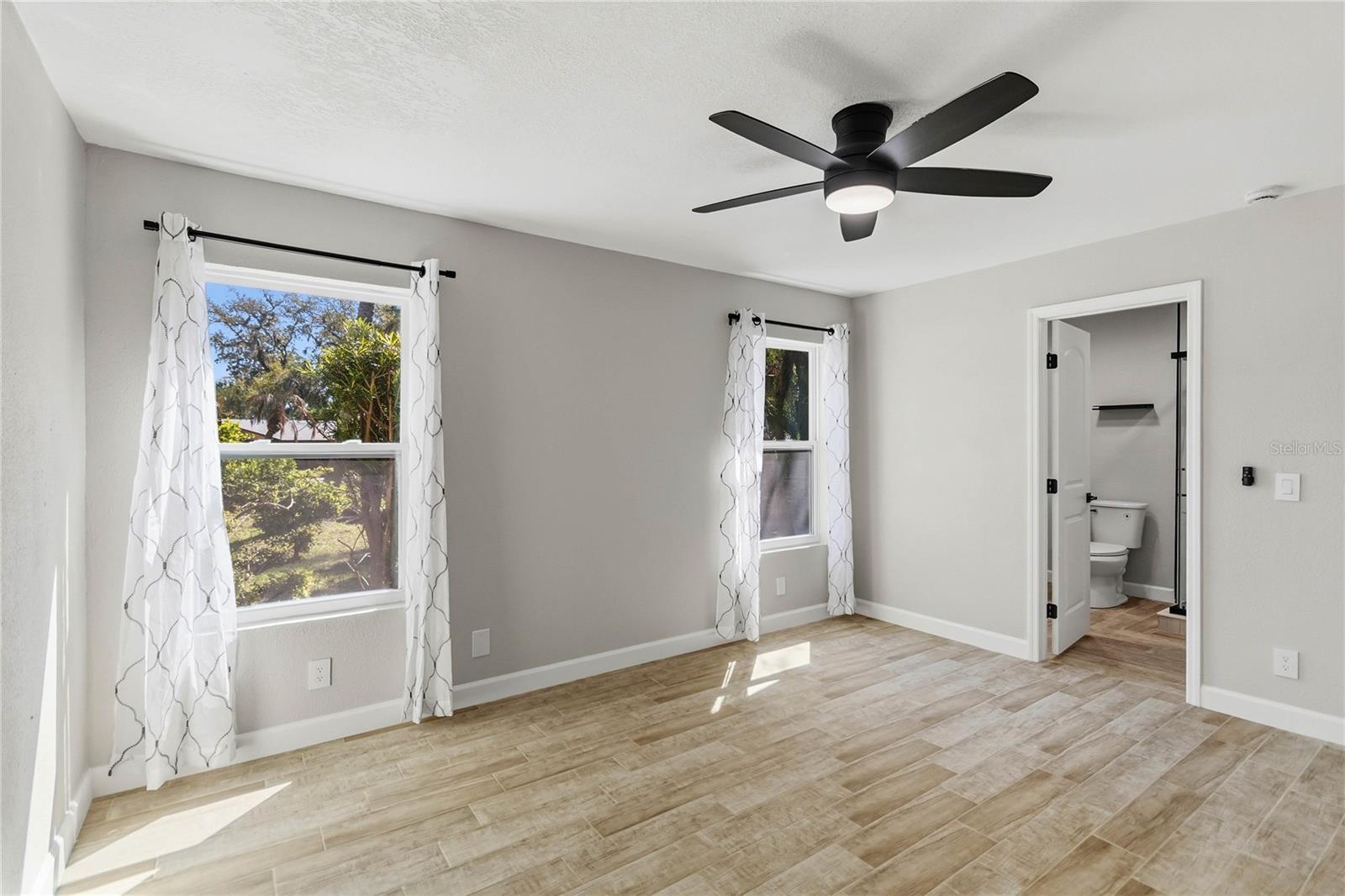 OAK FOREST PH 01-05 - Residential