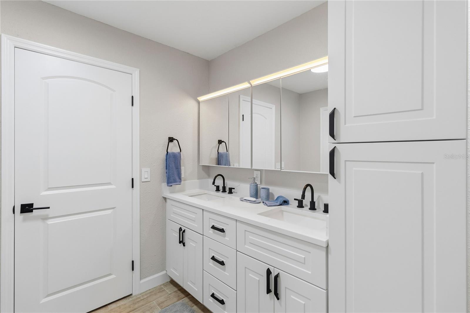 OAK FOREST PH 01-05 - Residential