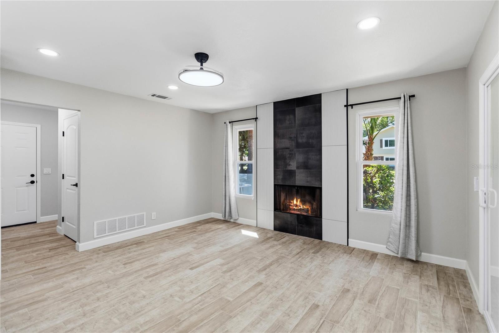 OAK FOREST PH 01-05 - Residential