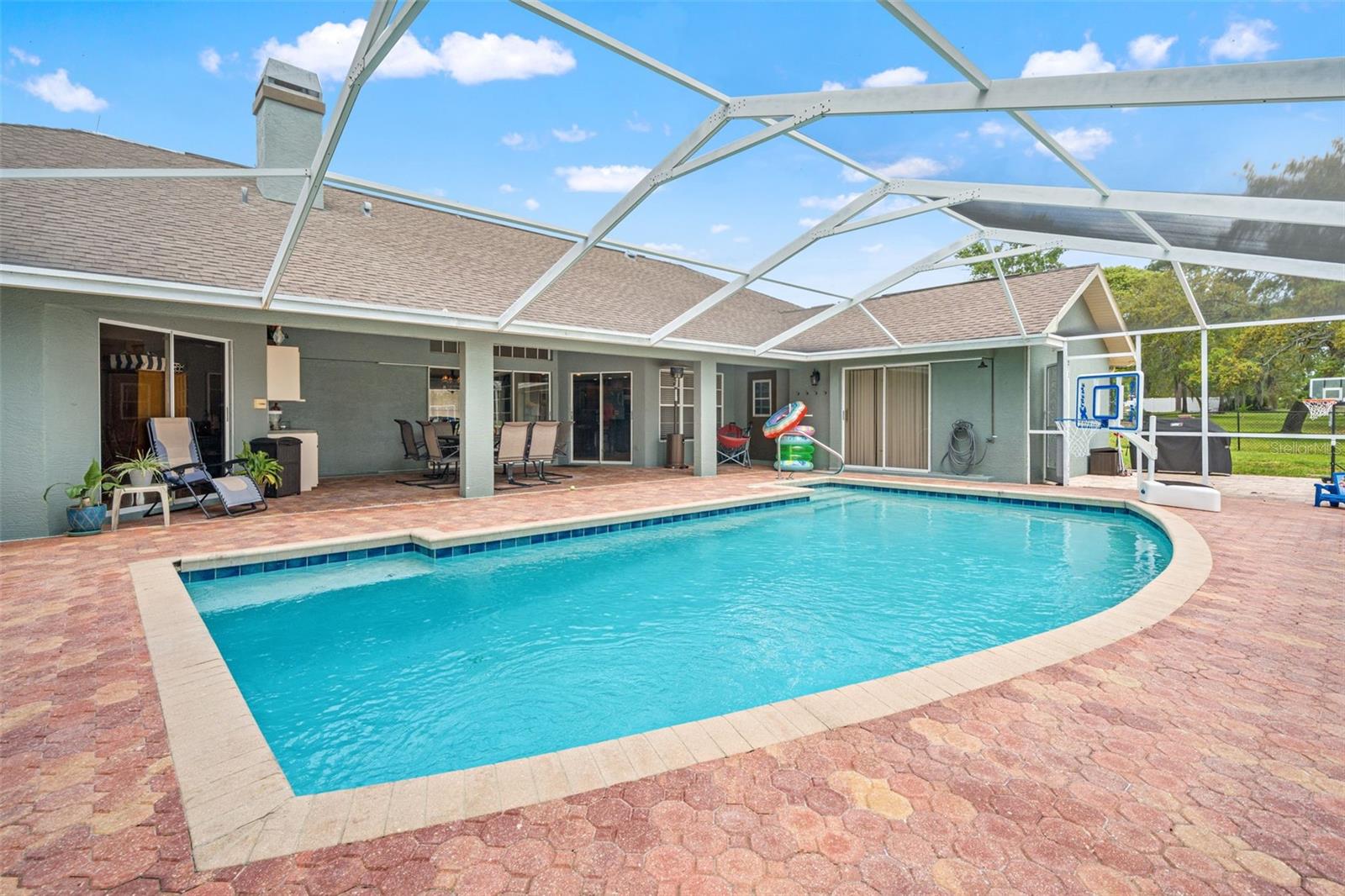 SPRING HILL - Residential