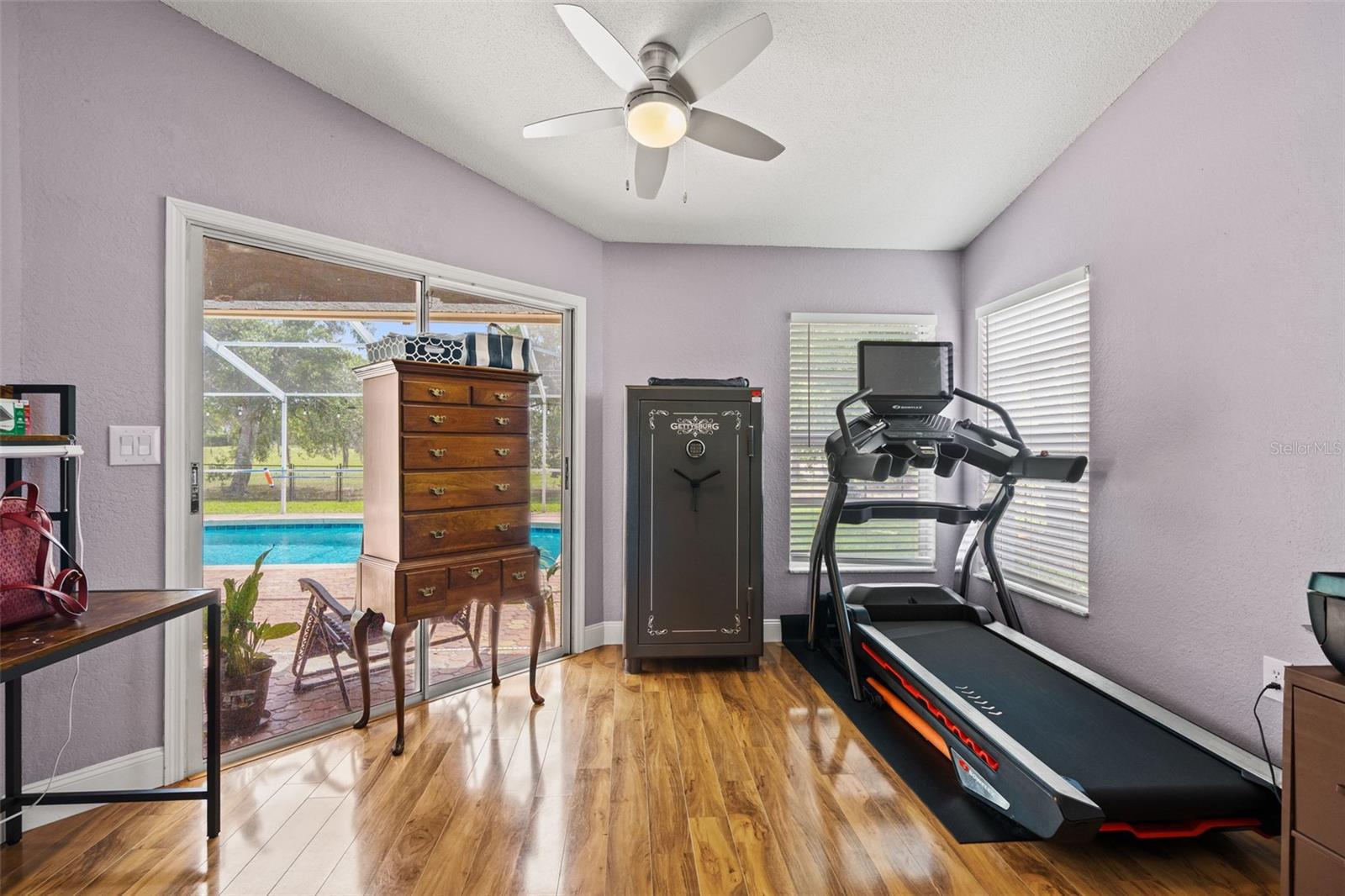 SPRING HILL - Residential