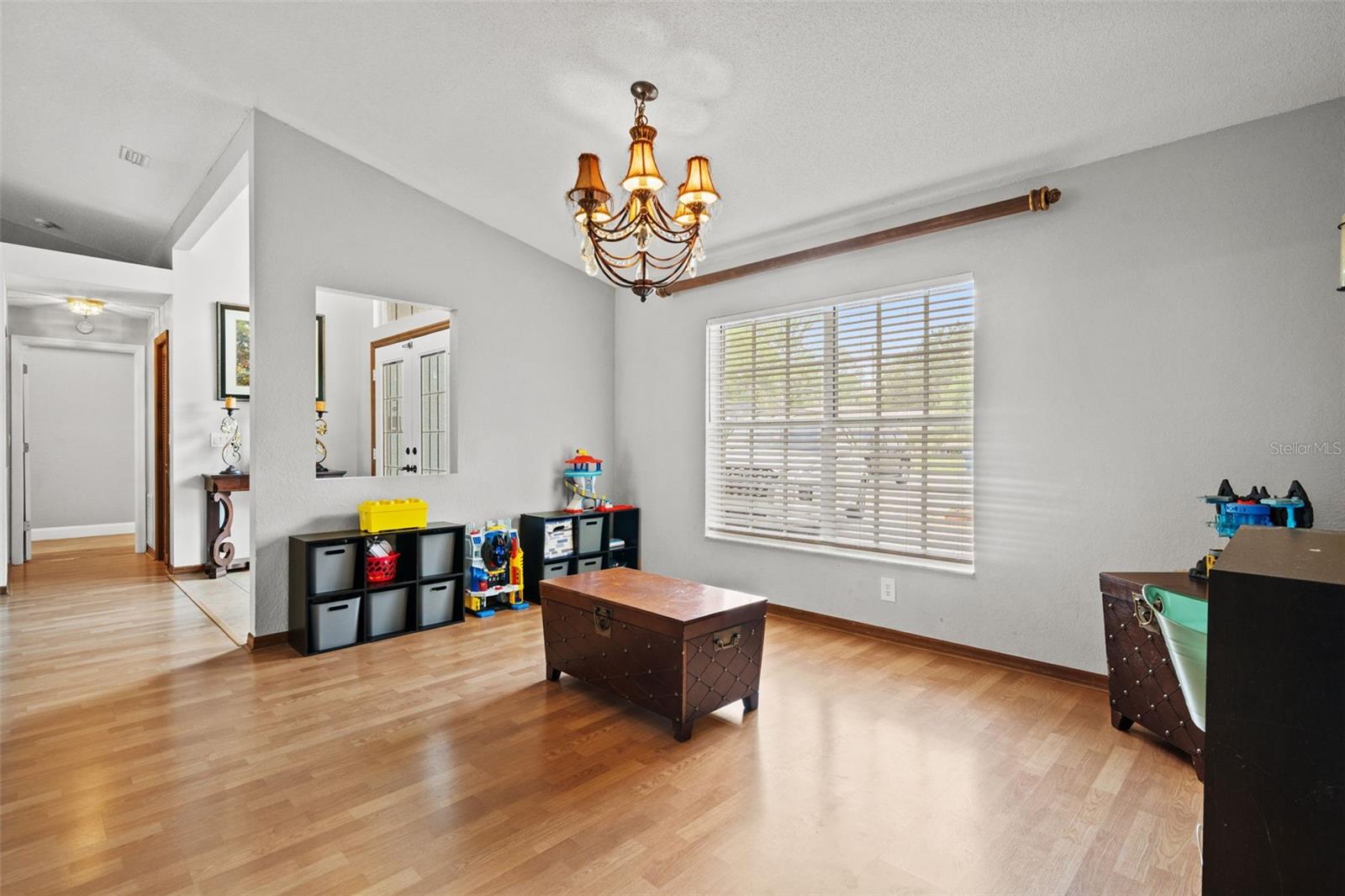 SPRING HILL - Residential