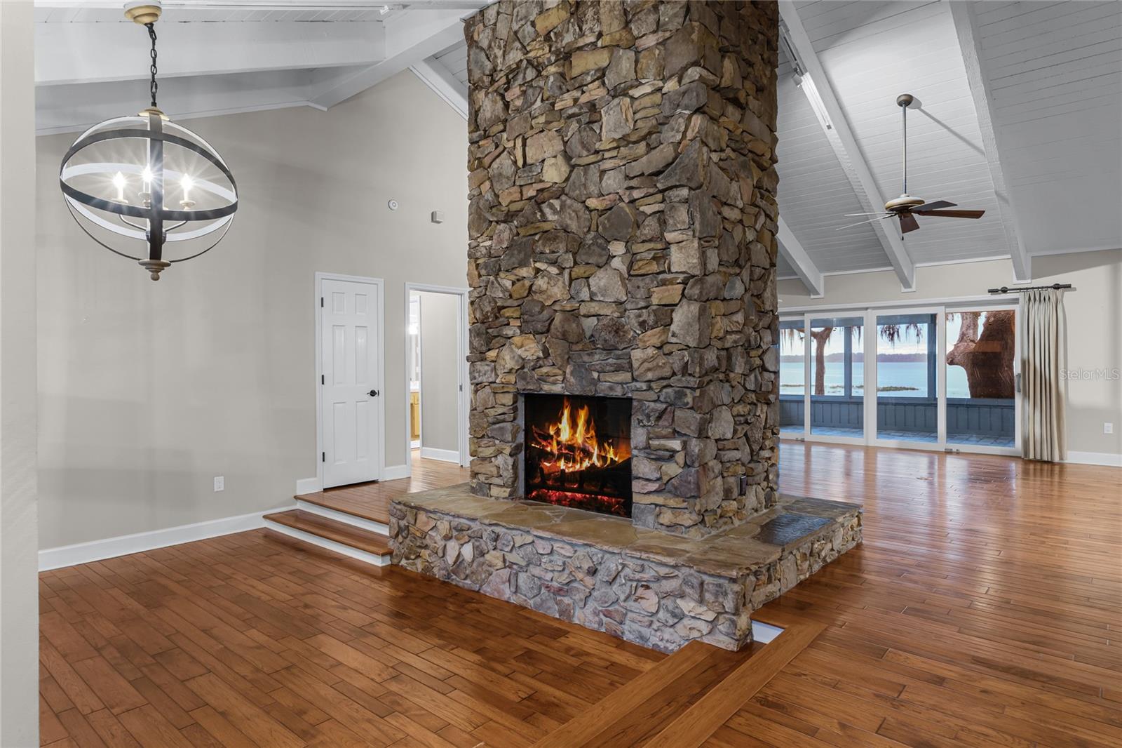 BAY POINT - Residential