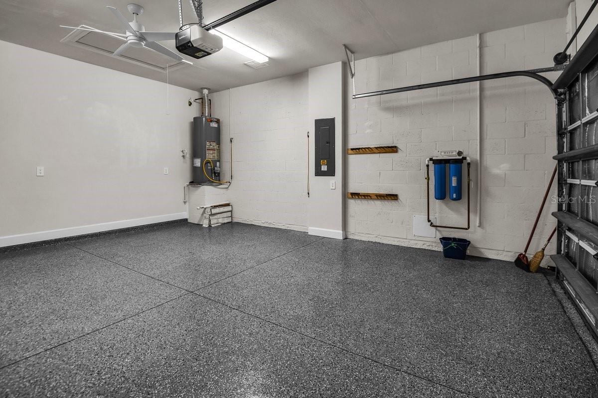 DEL WEBB PH V SUBPH 5A, 5B & 5C - Residential Lease