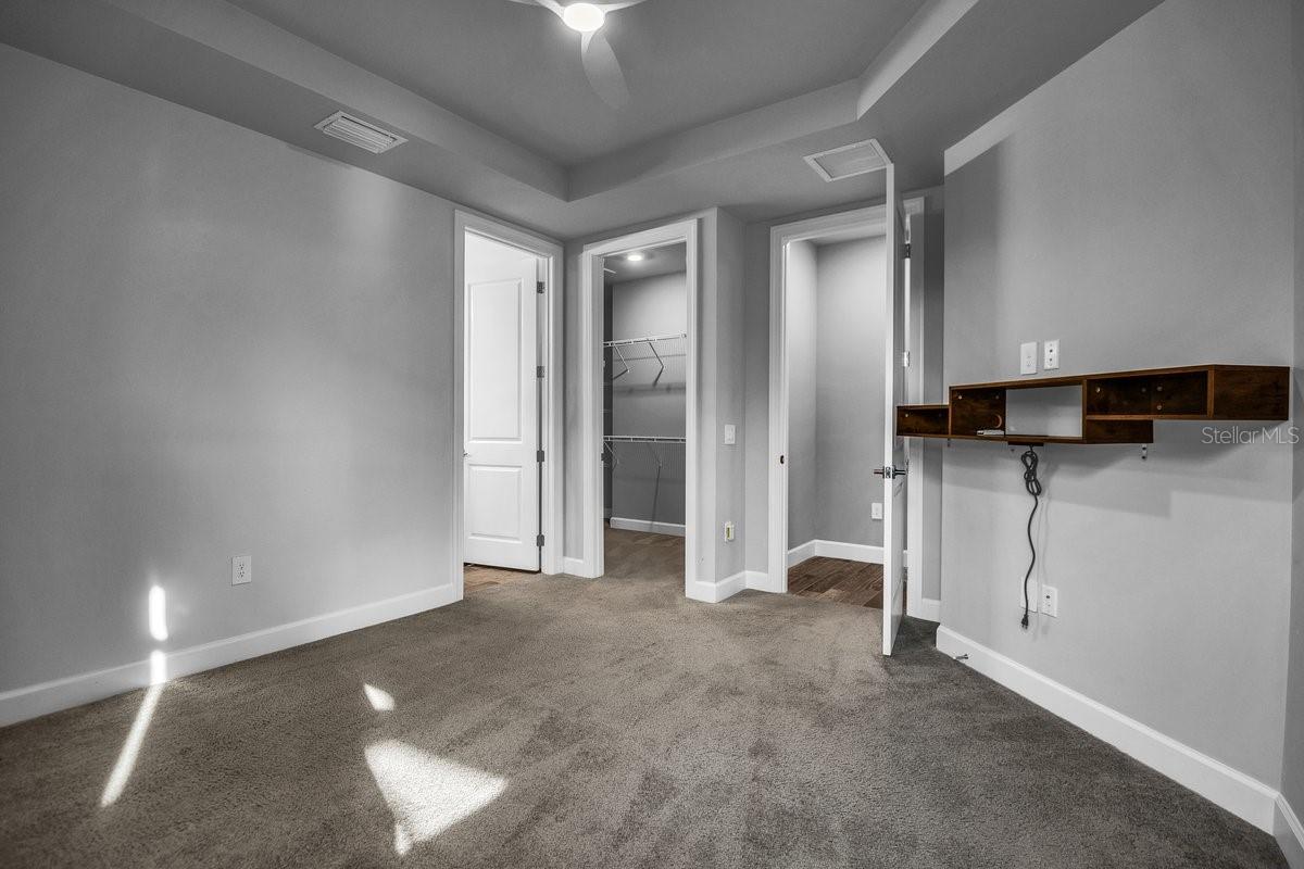 DEL WEBB PH V SUBPH 5A, 5B & 5C - Residential Lease