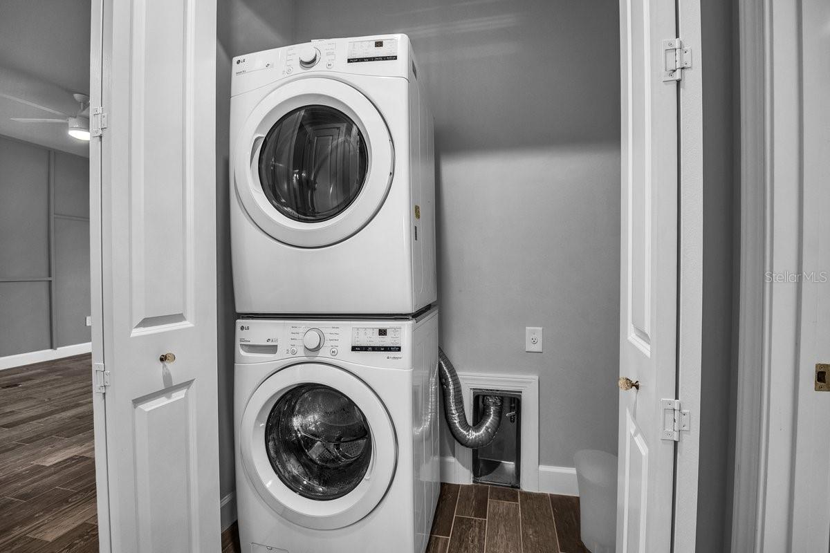 DEL WEBB PH V SUBPH 5A, 5B & 5C - Residential Lease