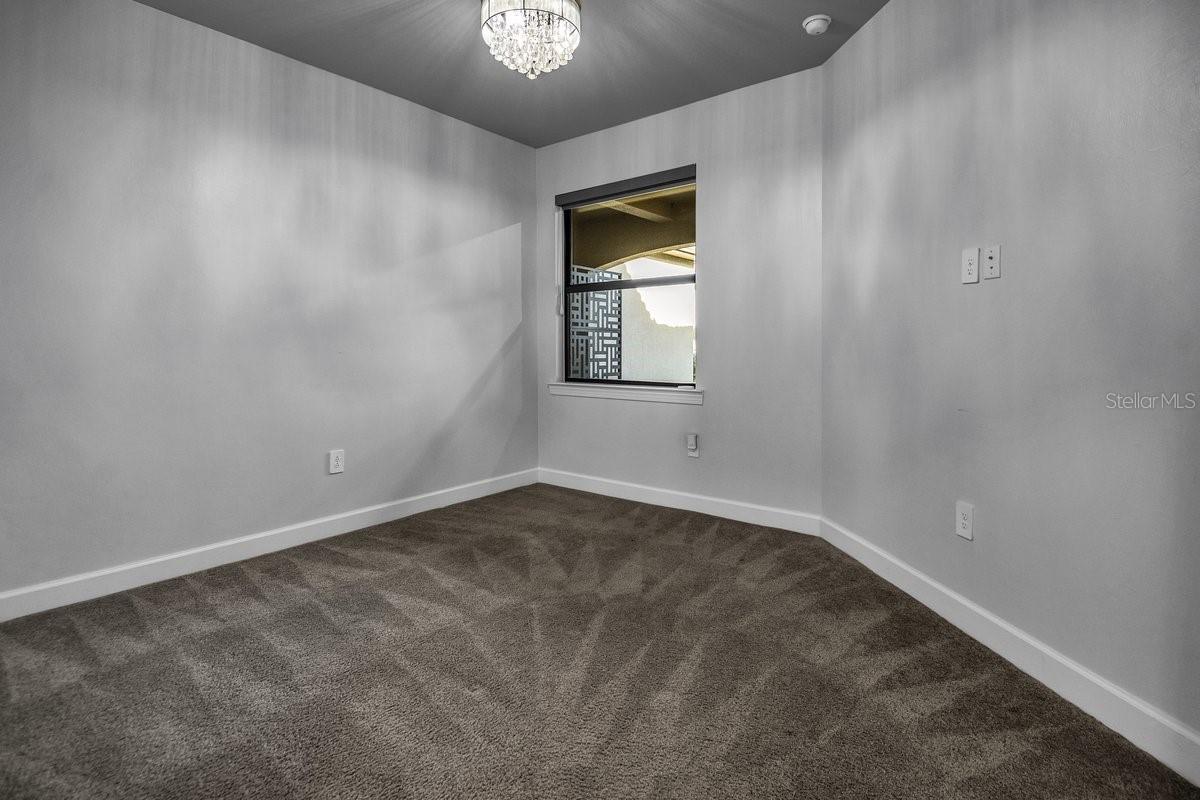 DEL WEBB PH V SUBPH 5A, 5B & 5C - Residential Lease