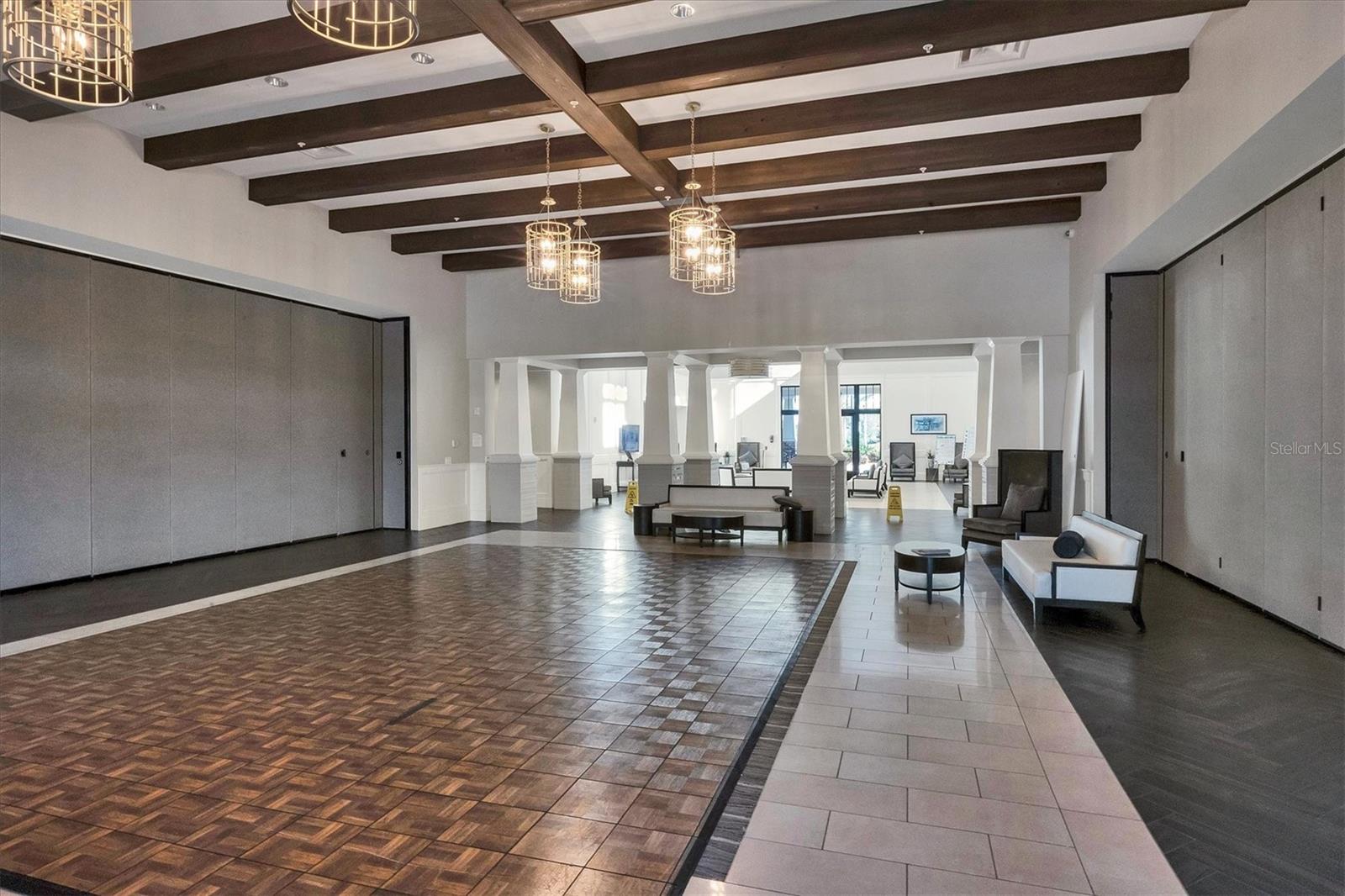 DEL WEBB PH V SUBPH 5A, 5B & 5C - Residential Lease