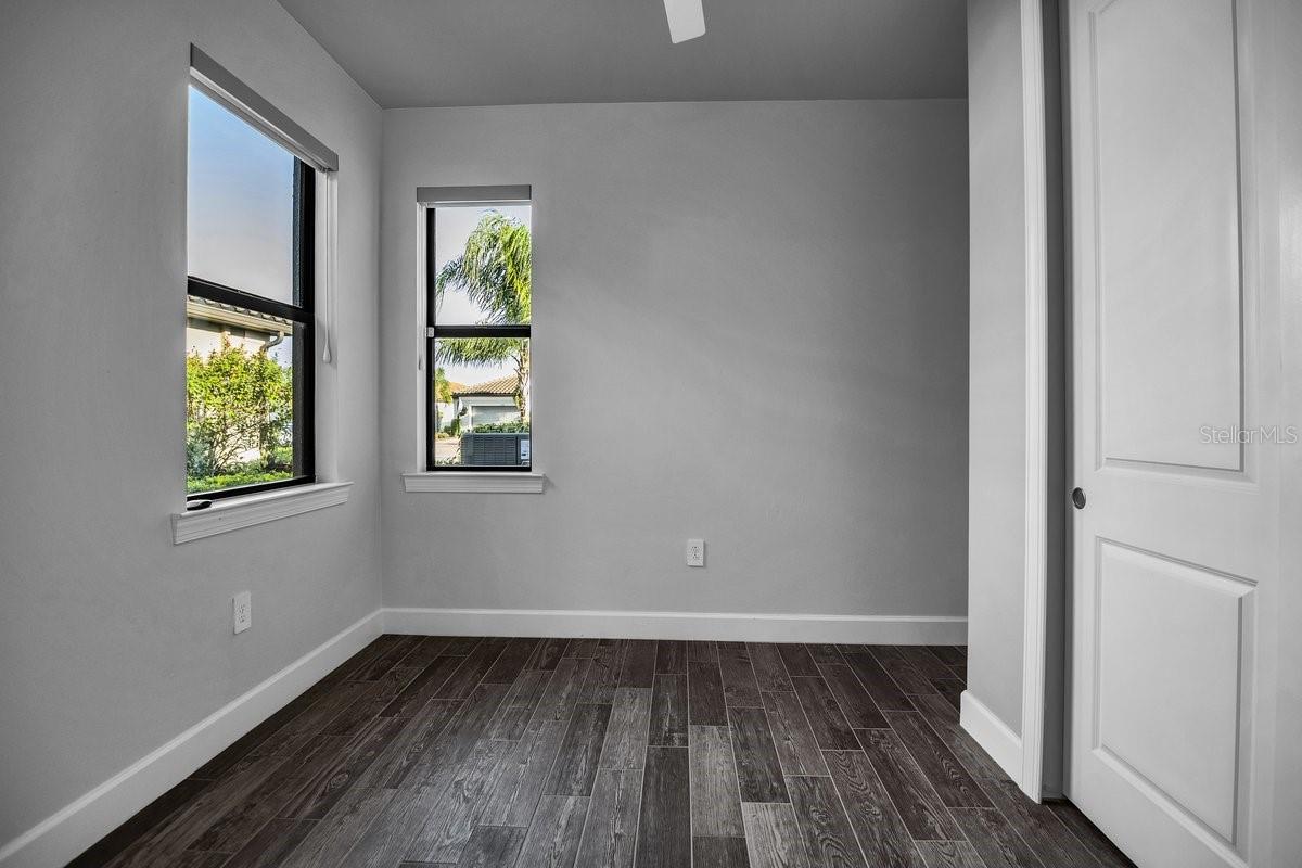 DEL WEBB PH V SUBPH 5A, 5B & 5C - Residential Lease