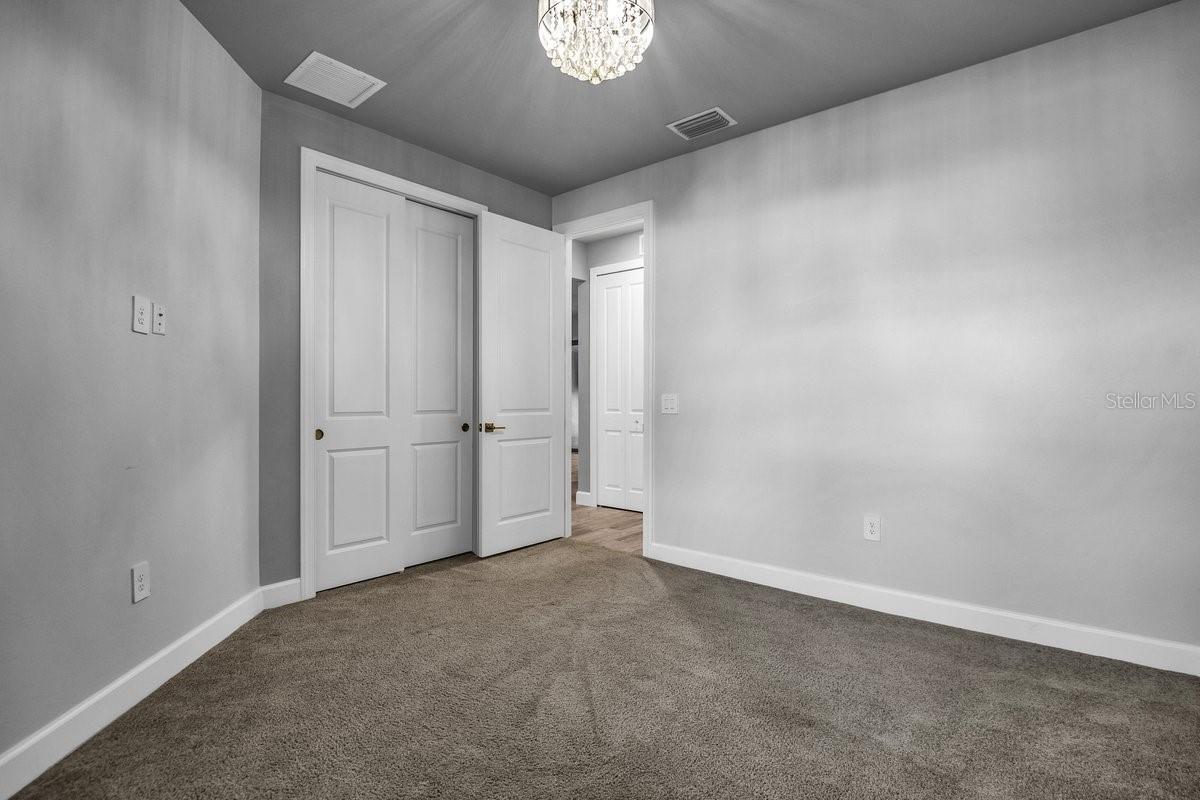 DEL WEBB PH V SUBPH 5A, 5B & 5C - Residential Lease