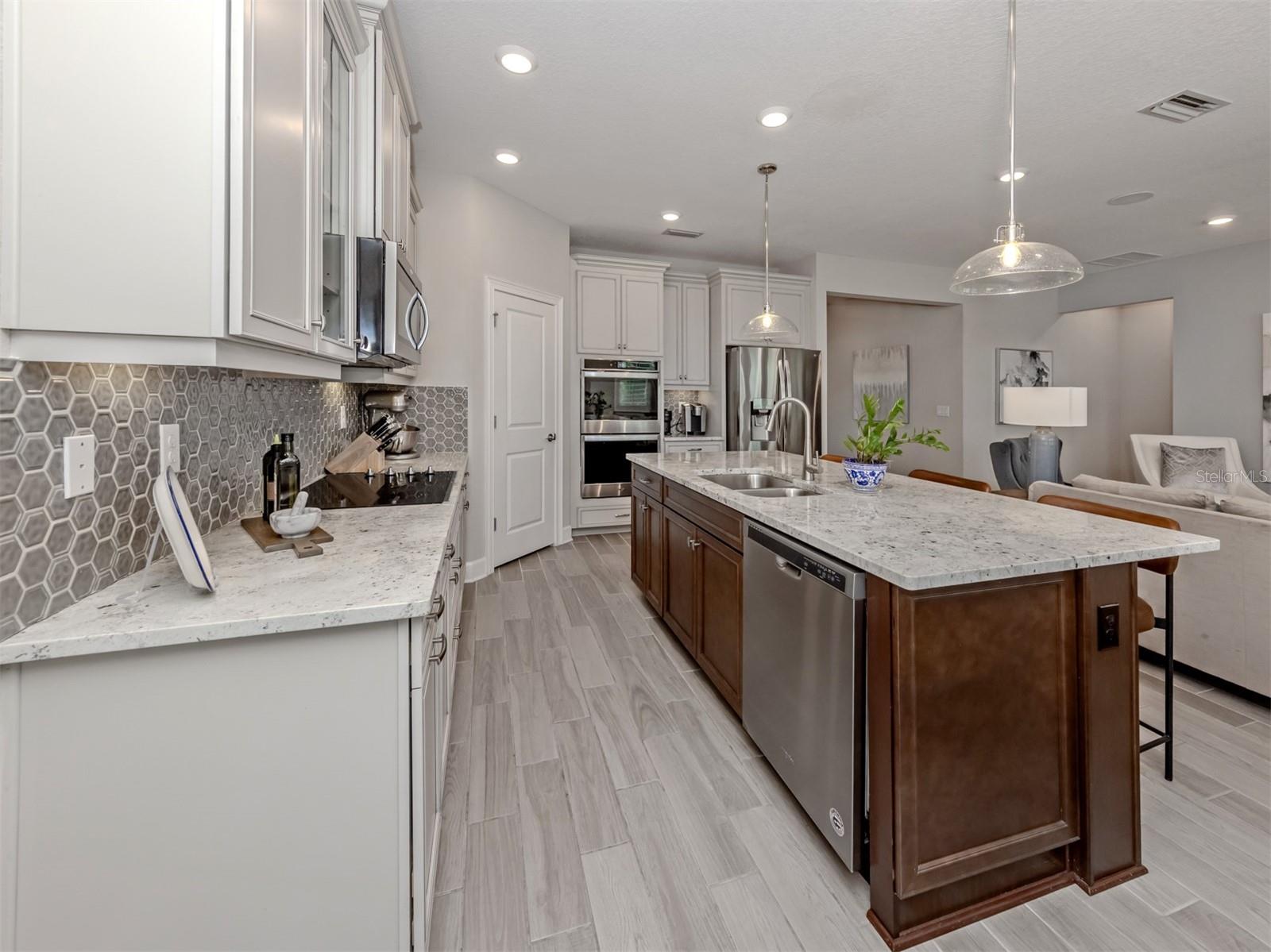 VENICE WOODLANDS PH 1 - Residential