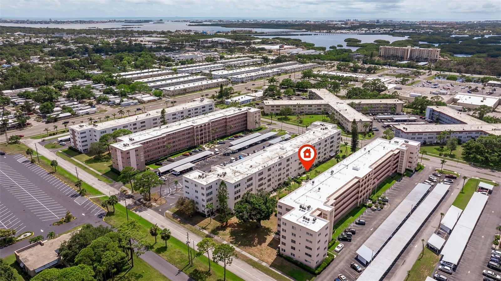 FIVE TOWNS - Residential