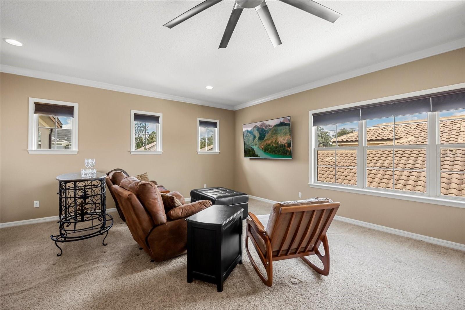 STEEPLE CHASE - Residential