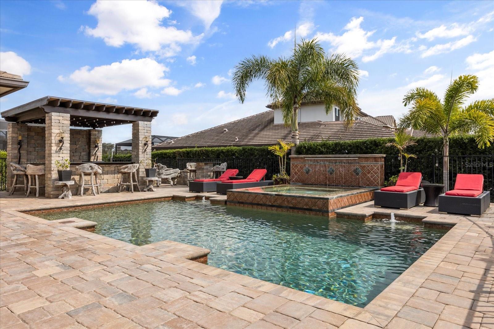 STEEPLE CHASE - Residential