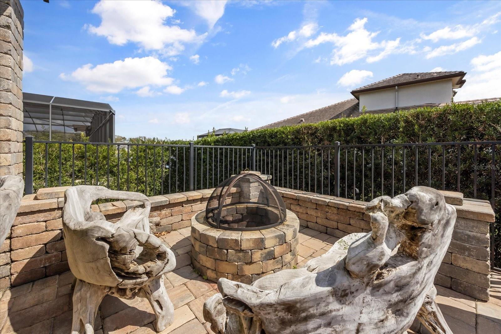 STEEPLE CHASE - Residential
