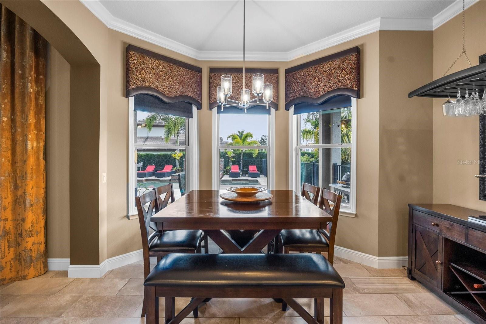 STEEPLE CHASE - Residential