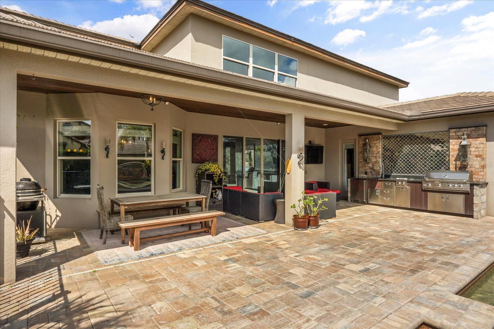 3955 EQUINE COVE
