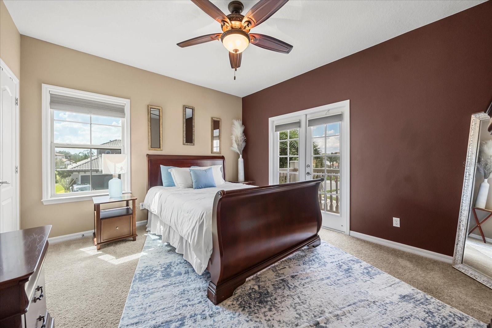 STEEPLE CHASE - Residential