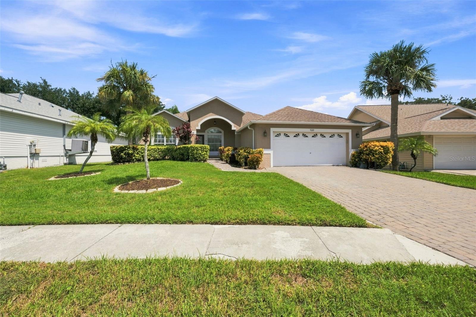 1001 POND VIEW COURT