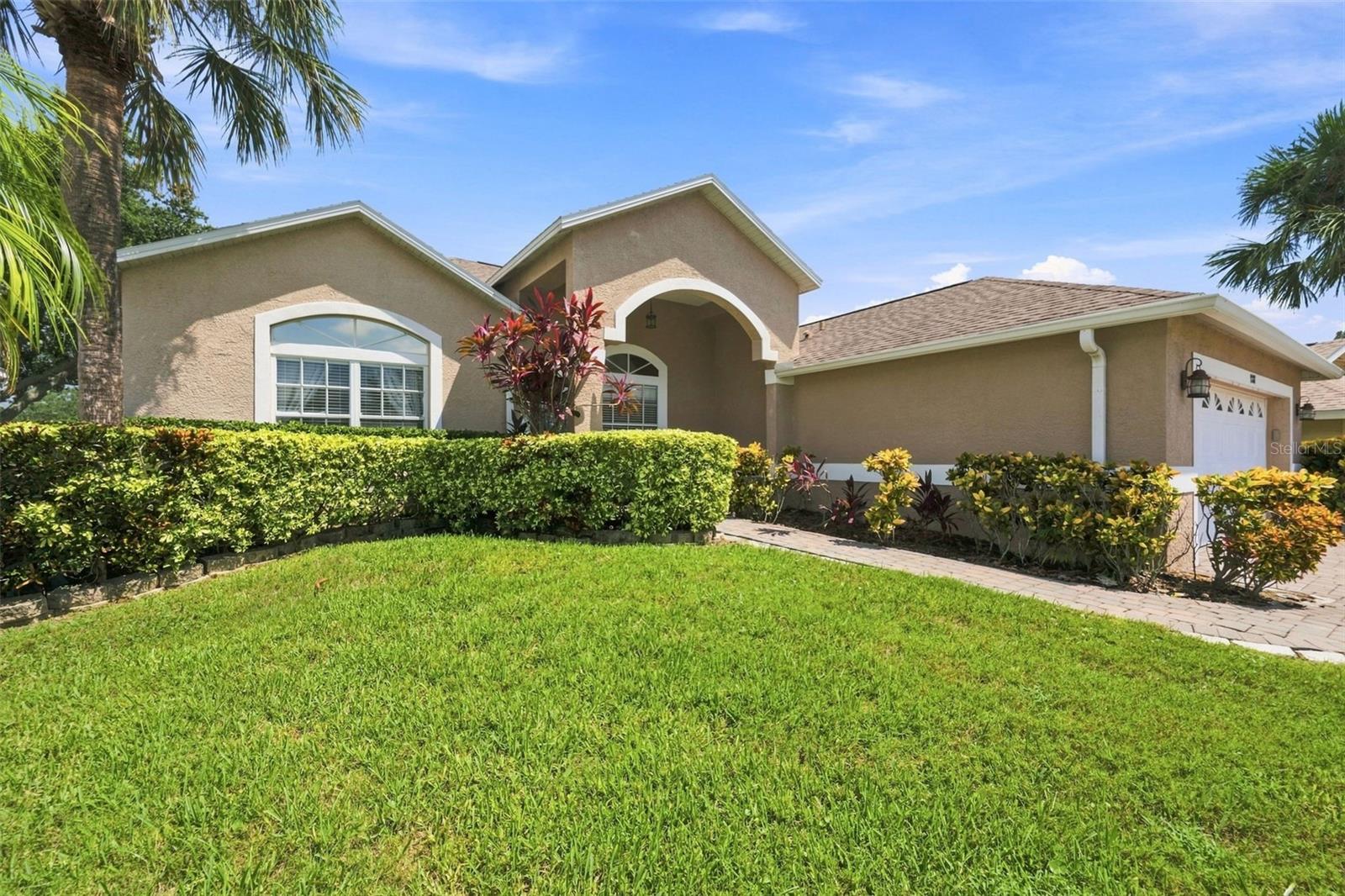 1001 POND VIEW COURT