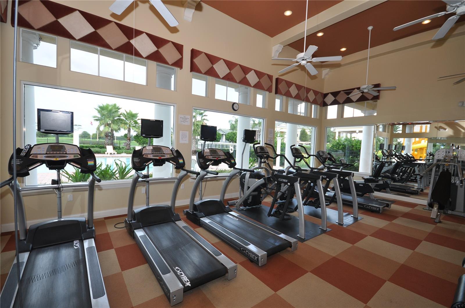 PROVIDENCE GARDEN HILLS 60'S - Residential