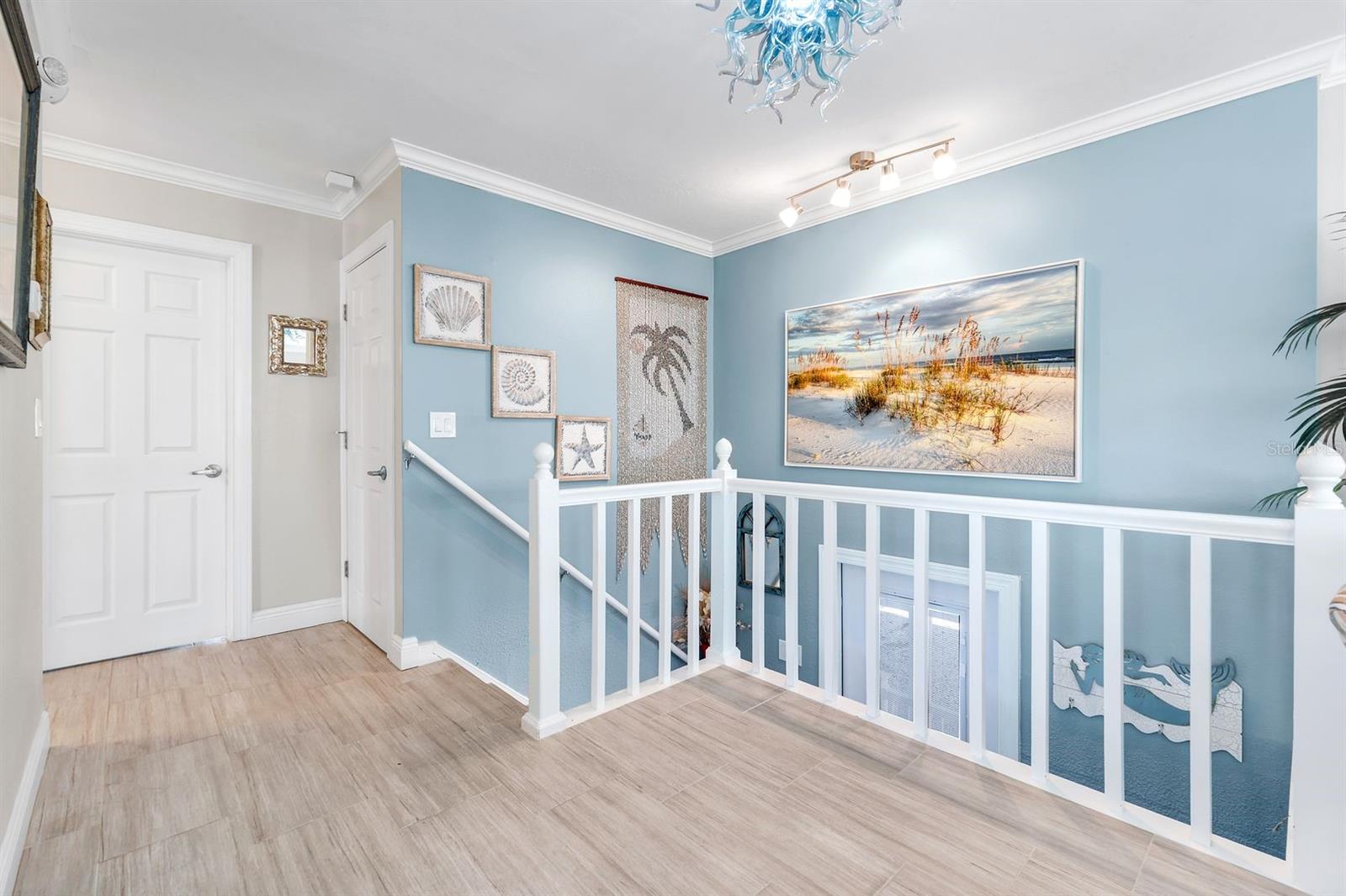 LAGUNA SHORES - Residential