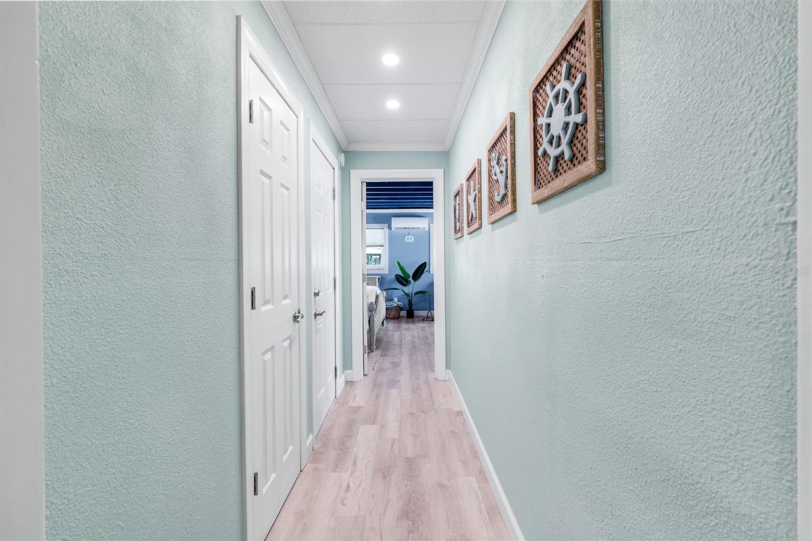 LAGUNA SHORES - Residential