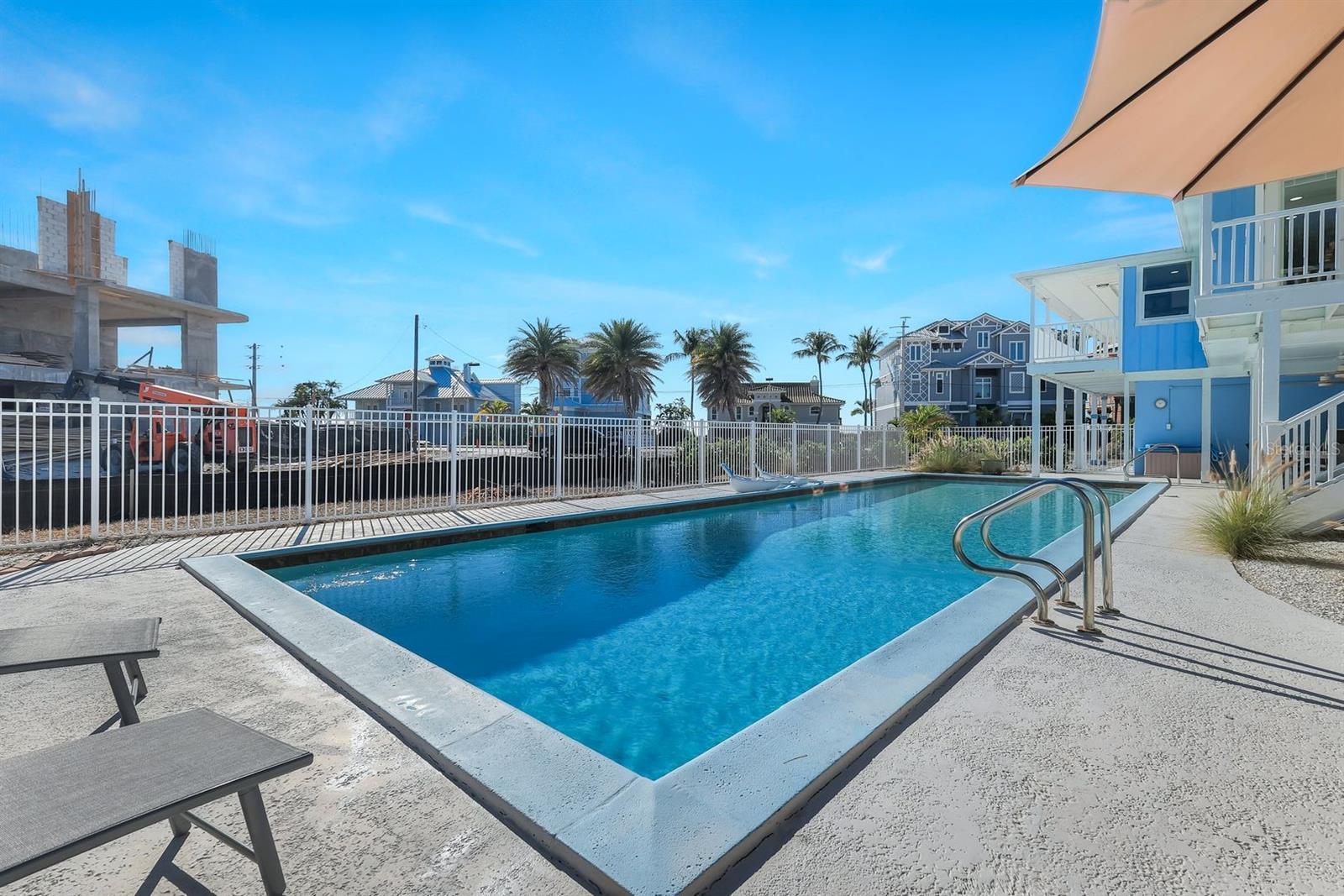 LAGUNA SHORES - Residential