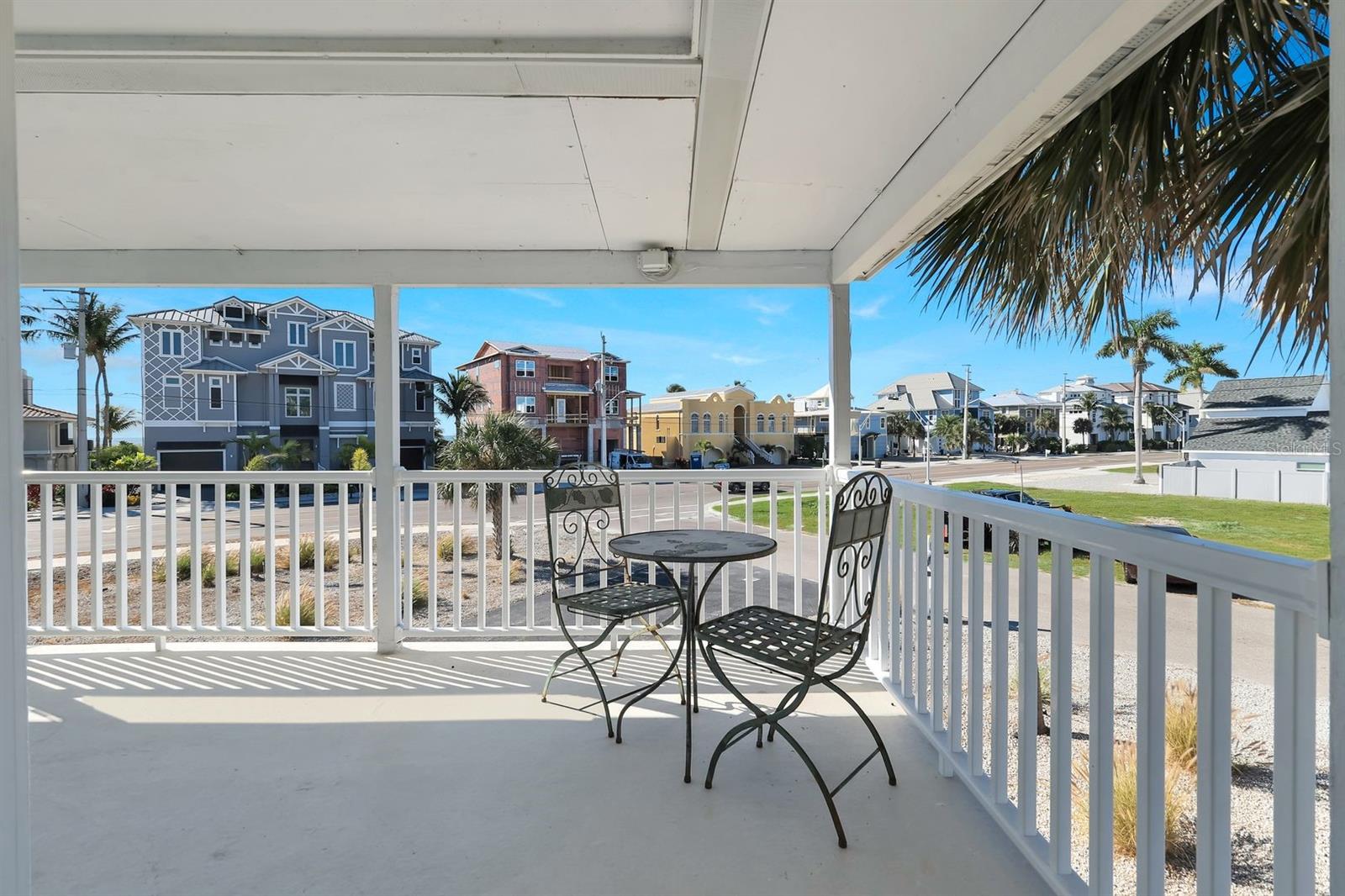 LAGUNA SHORES - Residential