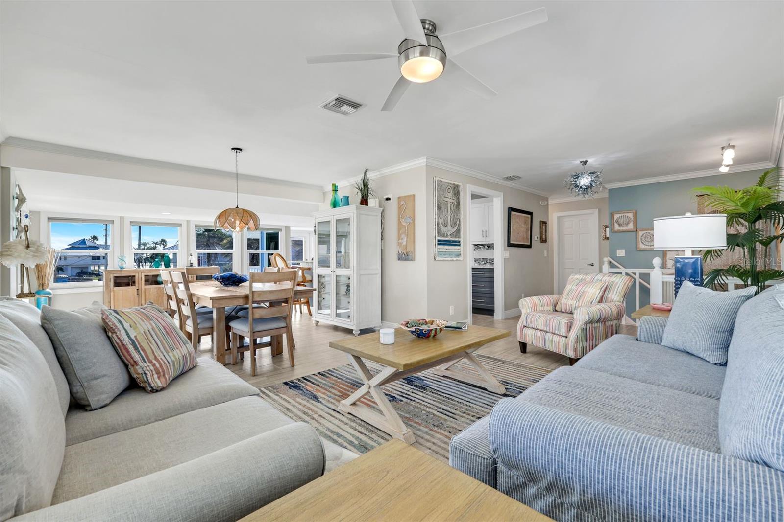 LAGUNA SHORES - Residential