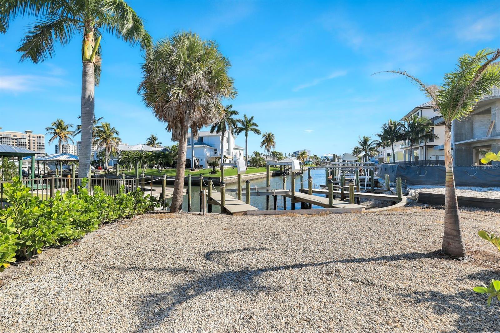 LAGUNA SHORES - Residential