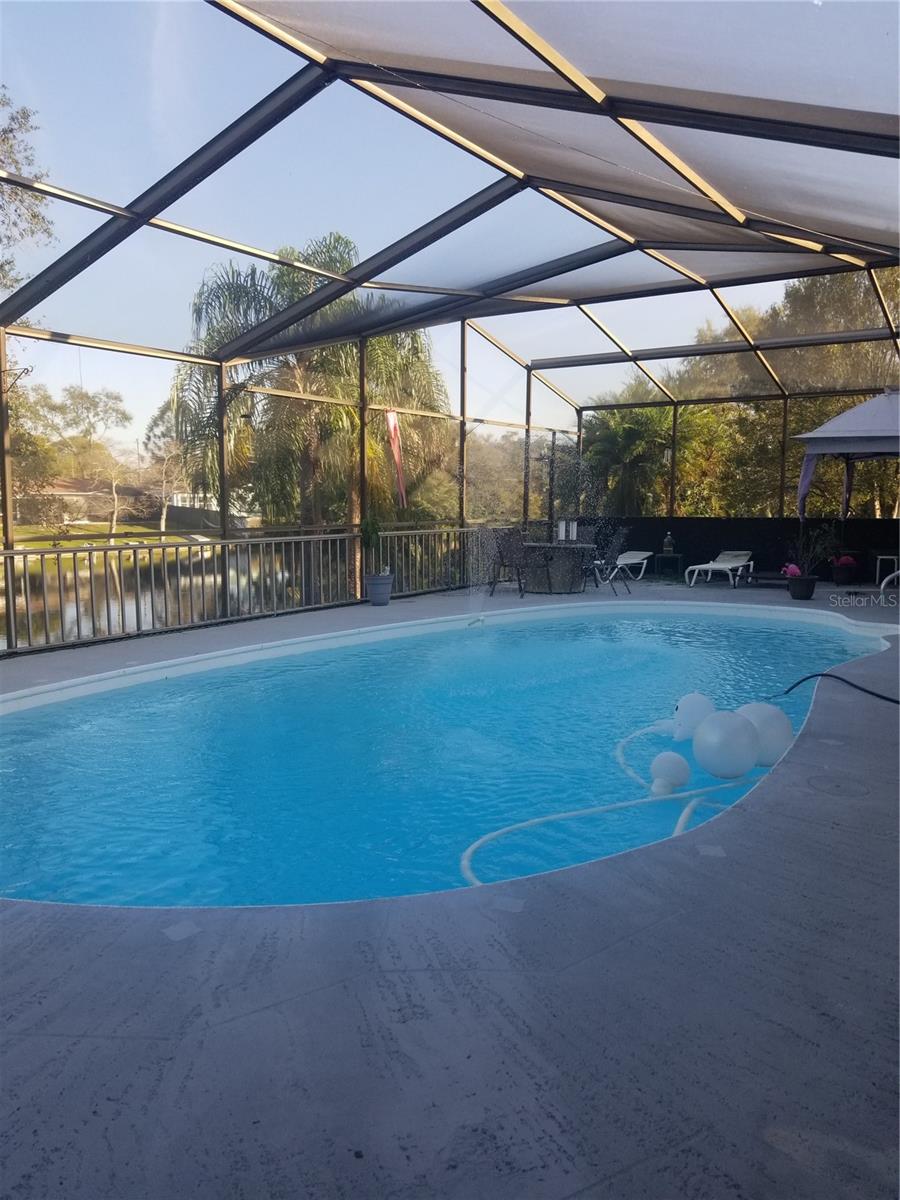 MONTCLAIR LAKE ESTATES - Residential Lease