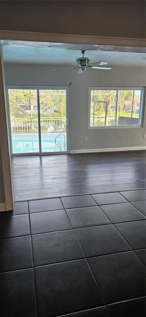 MONTCLAIR LAKE ESTATES - Residential Lease